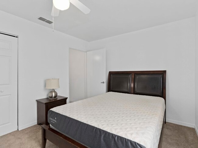 Building Photo - The Groves at Wimauma