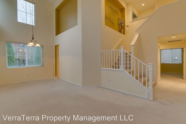 Building Photo - 4 br, 2.5 bath House - 24027 SE 12th Pl.