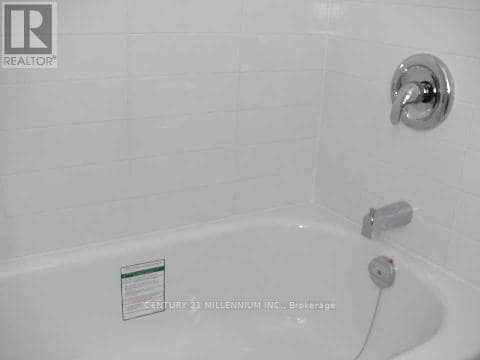 Building Photo - 59 Garthdale Ct