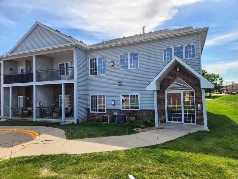 Primary Photo - 1305 SE Florence Dr