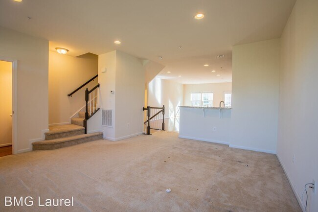 Foto del edificio - 4 br, 3.5 bath House - 5333 Stream Bank Ln