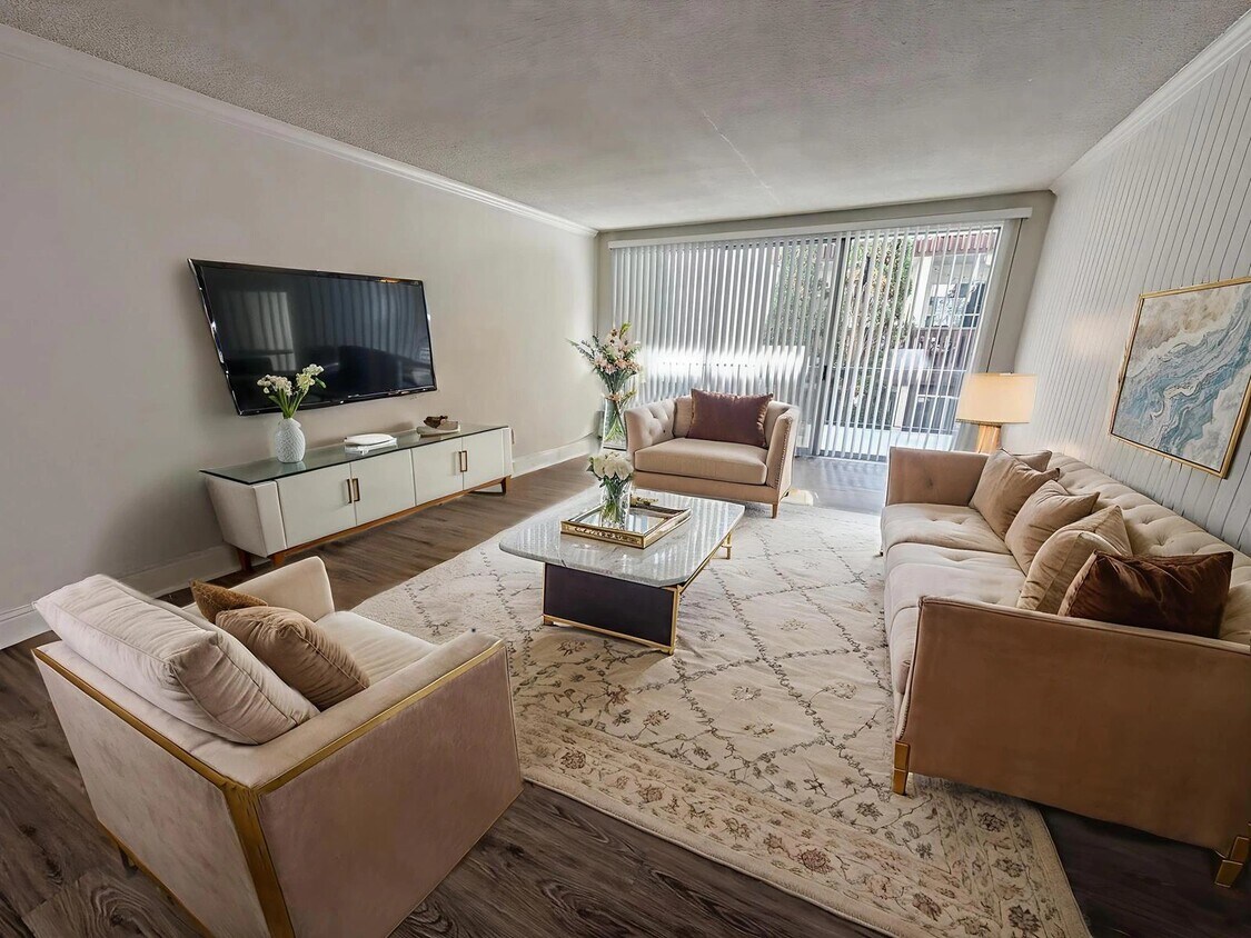 Foto principal - 6100 Buckingham Pkwy