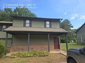 Building Photo - 2 Carriage Cir