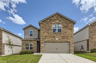 Building Photo - 124 Maywood Ln