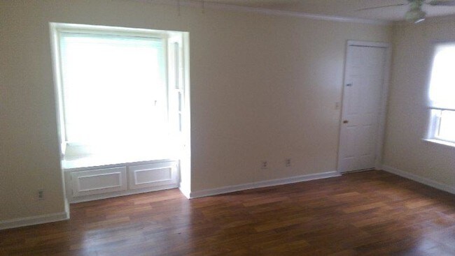 Building Photo - 1865 Carla Dr