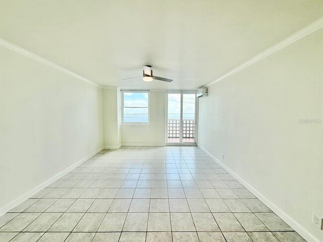 Foto del edificio - 4015 Bayshore Blvd