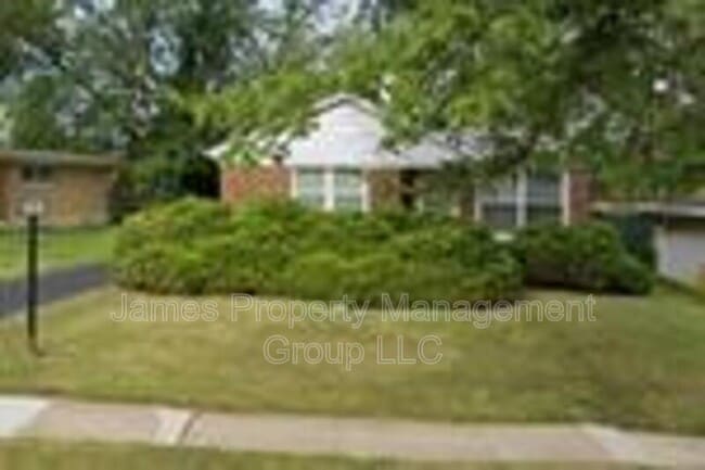 Building Photo - 17118 Highland Ave