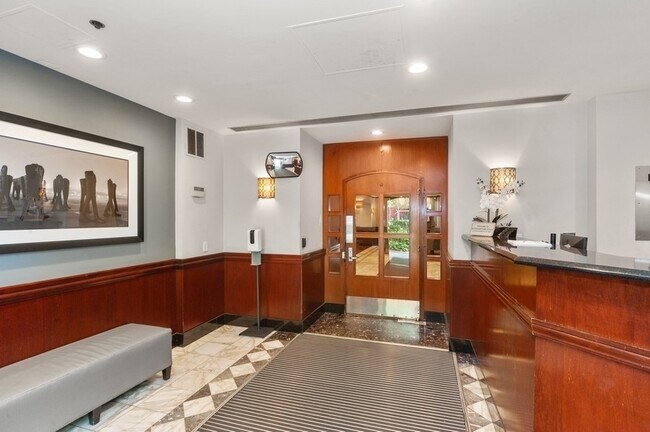 Foto del edificio - 40 E 9th St