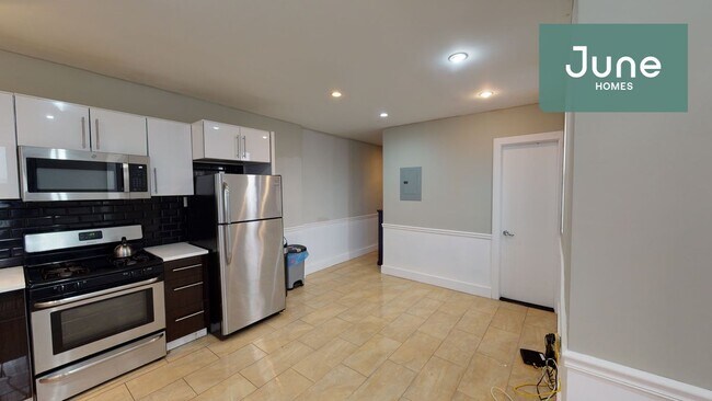 Building Photo - ROOM ONLY in 6-bed/2.0-bath Home