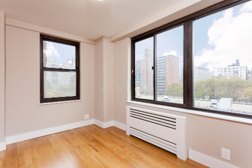 Foto del edificio - 786 Columbus Ave