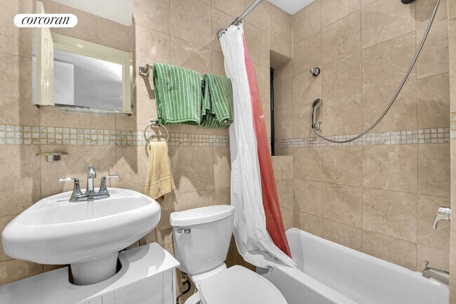 Foto del edificio - 163 Chrystie St