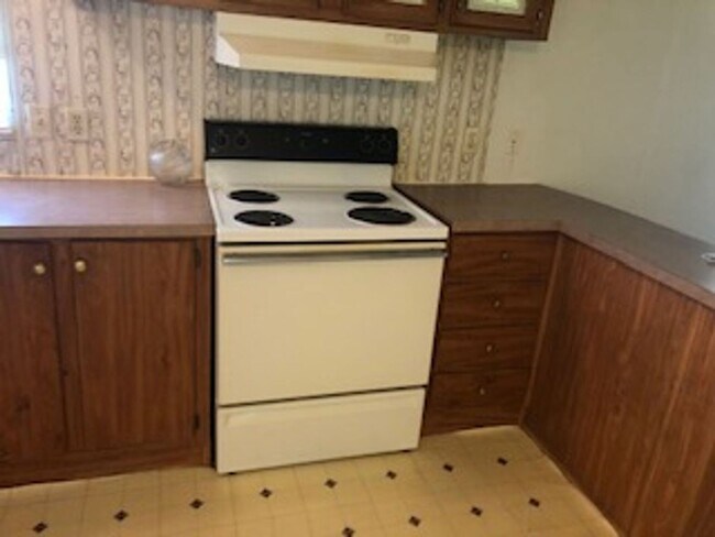 Foto del edificio - 2 Bedroom Singlewide near Pinetops Hilltop Mobile Home Park