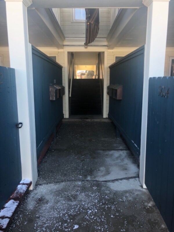 Building Photo - 5606 Spotswood Dr