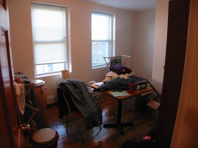 Building Photo - 3.0 bedroom in Cambridge Massachusetts 02139