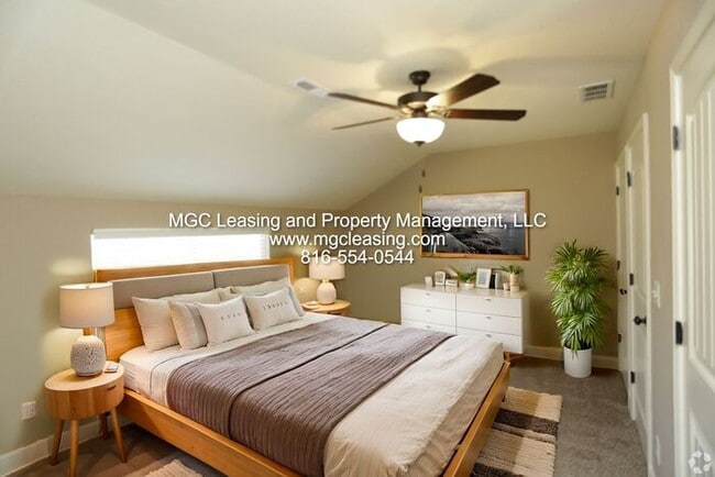 Building Photo - Eagle Creek Townhomes - Everything You Nee...
