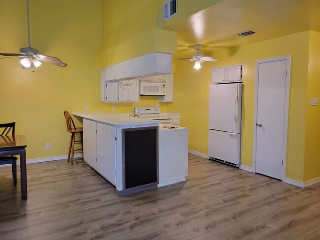 Building Photo - 26303 US-70