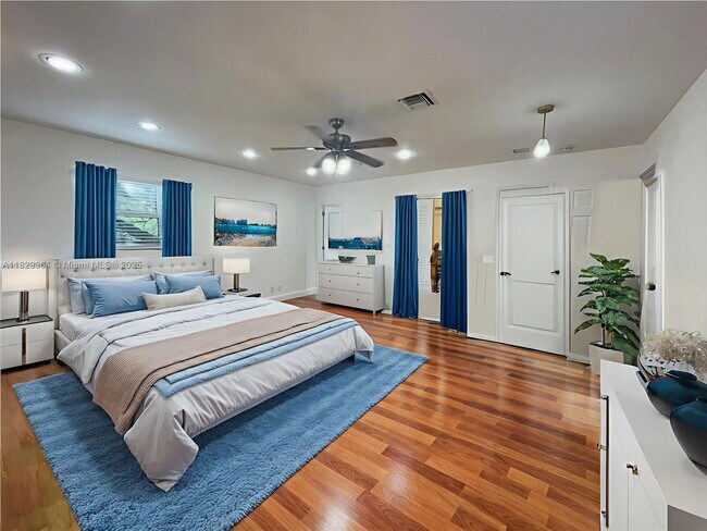 Foto del edificio - 285 SW 1st Ct