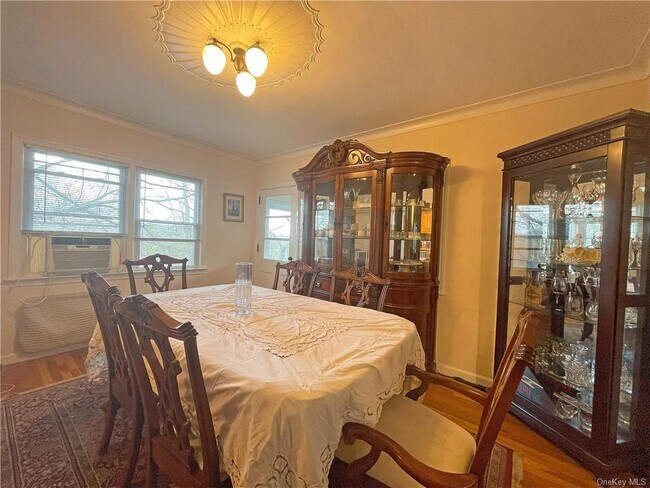 Foto del edificio - 100 Brendon Hill Rd