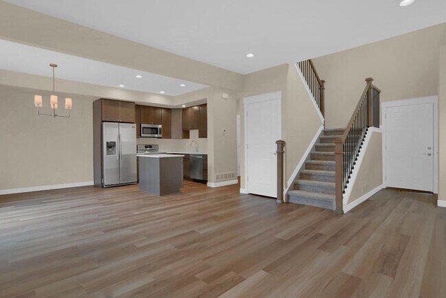 Building Photo - 3791 Venice Grove