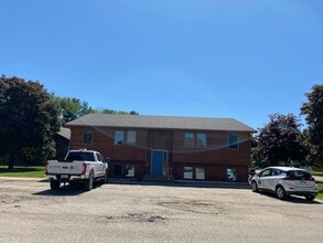 Building Photo - 5165 Cheney Dr