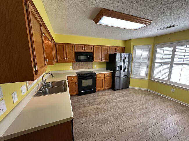 Foto del edificio - Olive Branch-3 BR/ 3 BA with HUGE Flex Room
