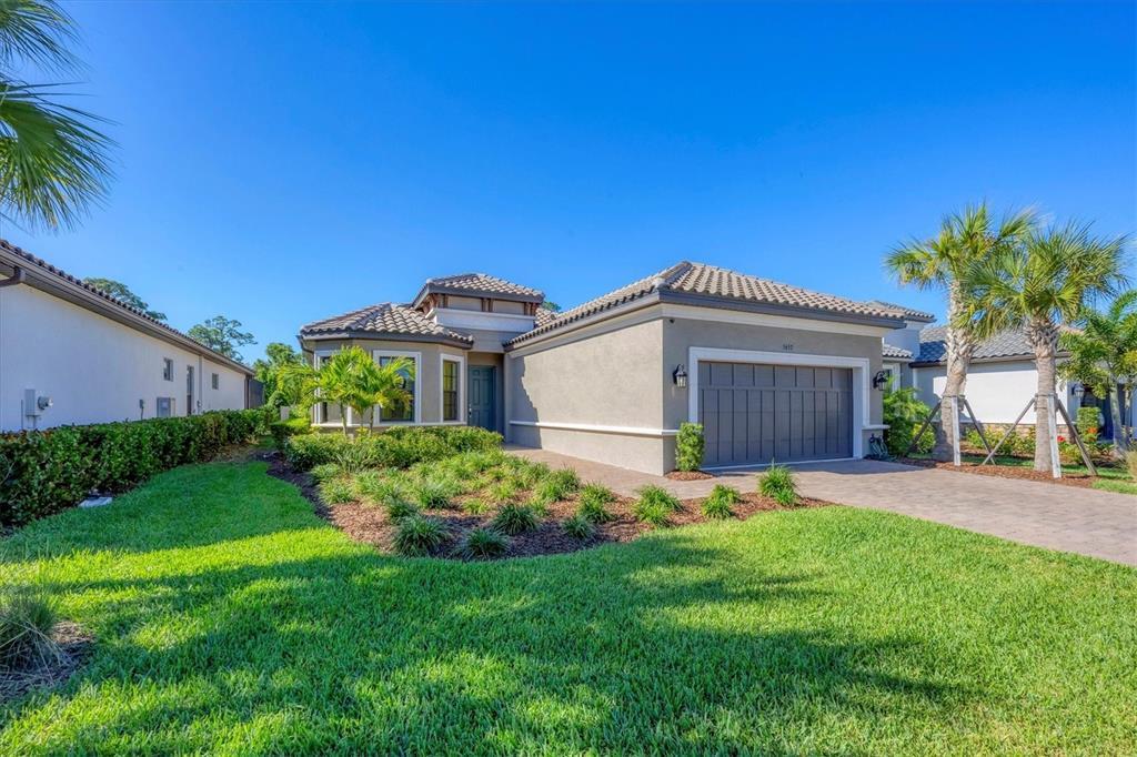 Foto principal - 5657 Scarlotti St