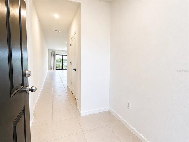 Foto del edificio - 6312 Silverstar Dr