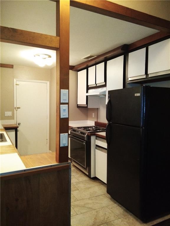 Building Photo - 1615 Dove Dr