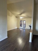 Building Photo - 8849 Glade Ave