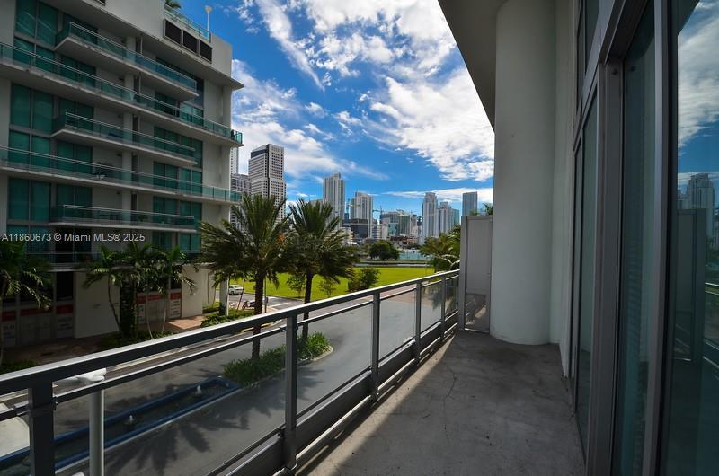 Foto principal - 90 SW 3rd St