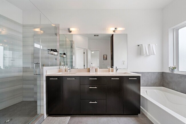 Foto del edificio - 3002 Hawkins St