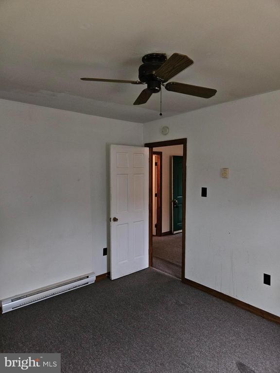 Primary Photo - 400 W 11th St