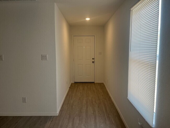 Building Photo - 8823 Astral Pl