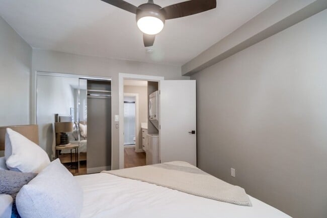 Interior Photo - Glo Apartments
