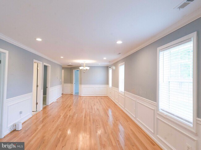 Foto del edificio - 620 44th St NE