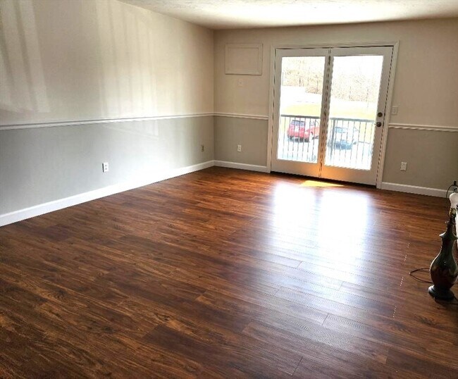 Foto del edificio - 610 S Franklin St