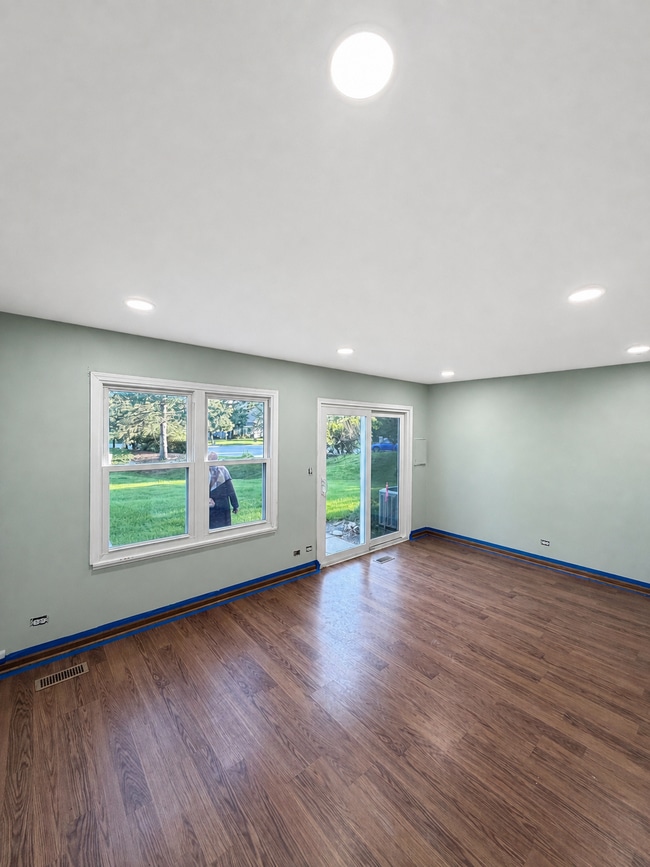 Foto del edificio - 2617 Oakshire Ct