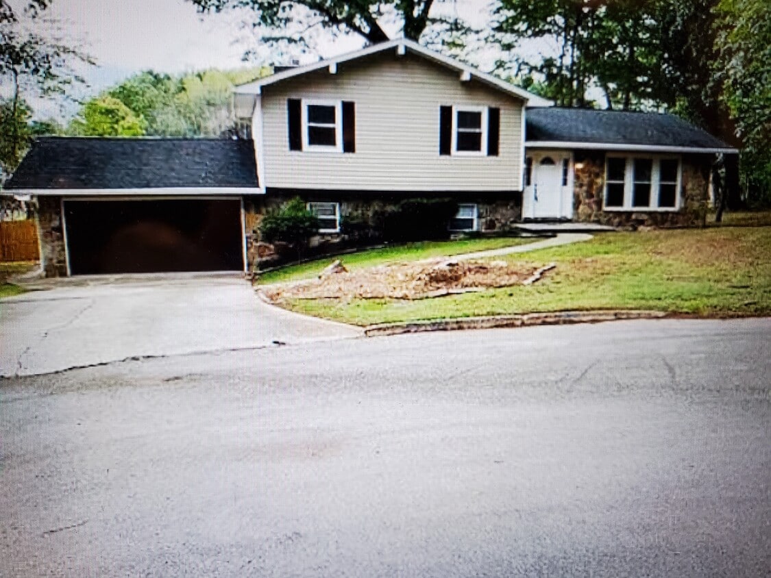 Photo - 1101 Burning Tree Ln (Knoxville, TN)