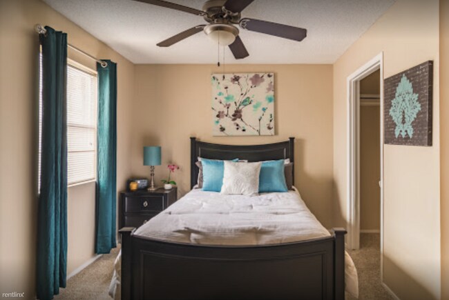 Foto del edificio - 1 br, 1 bath Apartment - 50 Briggs St 545