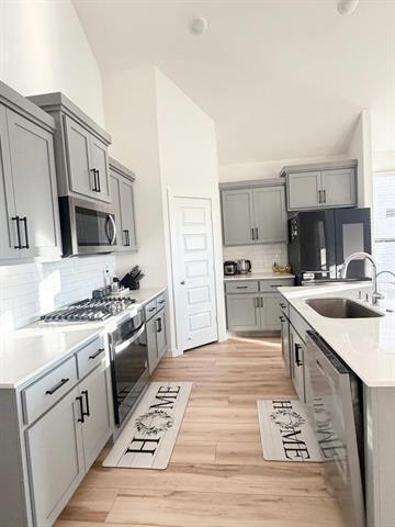 Foto del edificio - 2817 Riverview Rd