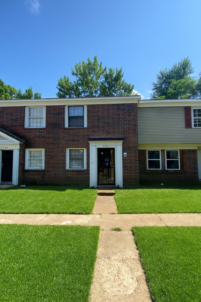 Building Photo - 5203 Flowering Peach Dr