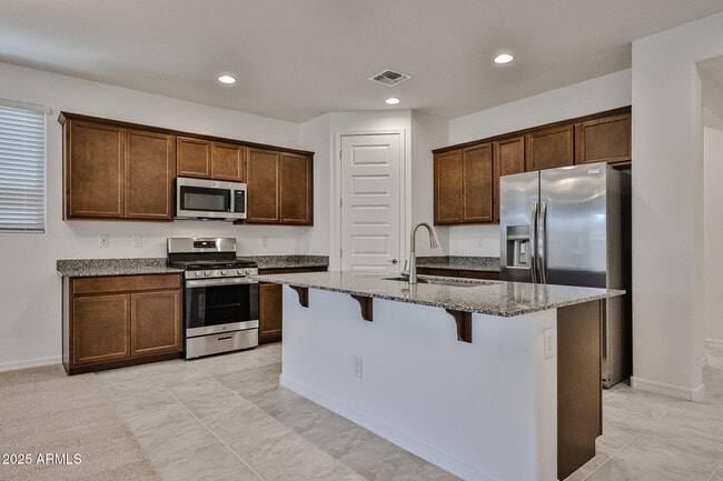 Building Photo - 8759 W Colter St