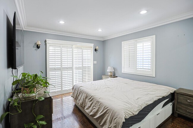 Dormitorio principal - 313 E 11th St