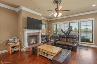 Building Photo - 230 Welham Trace