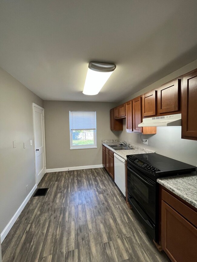 Foto del edificio - 337 E Dorothy Ln