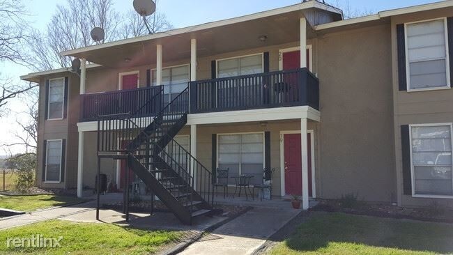 Building Photo - 601 N Lancaster