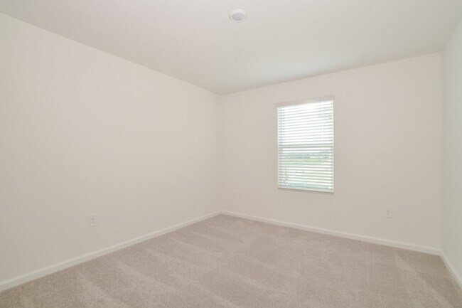 Foto del edificio - 4409 River Beacon Blvd