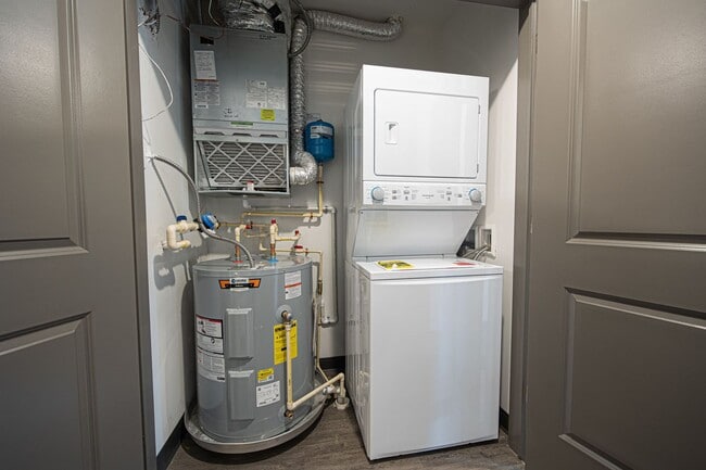 Interior Photo - Vera on Broad