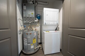 Interior Photo - Vera on Broad