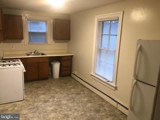 Primary Photo - 102 S Governors Ave